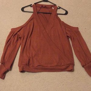 Buckle Willow & Root Open Shoulder